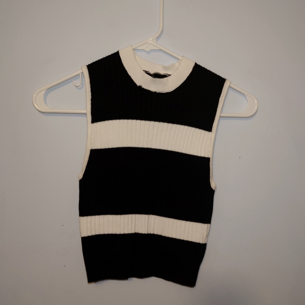 Horizonal Striped Cropped Sweater